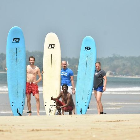 Chez Podi Surf Stay ميريسا المظهر الخارجي الصورة